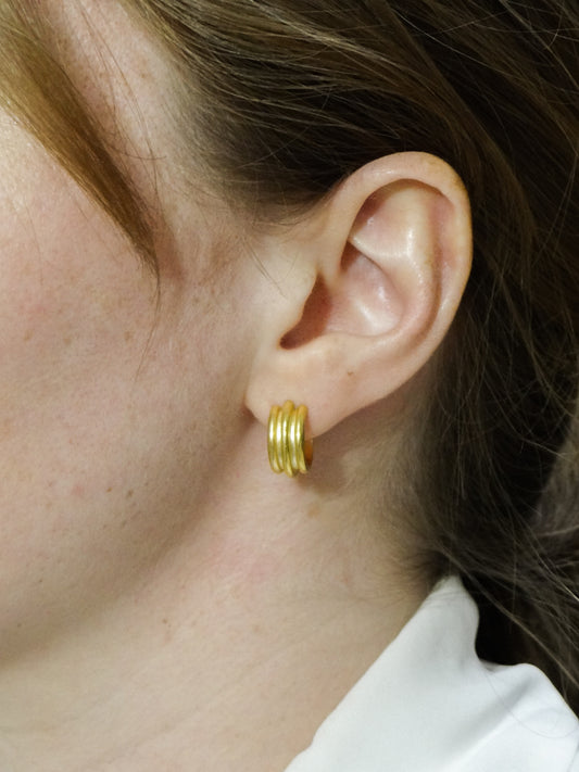 Column Base Bold Earring [Gold]