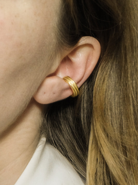 Column Base Thin Earcuff [Gold]